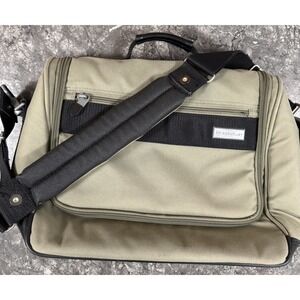Briggs & Riley Travelware Laptop Messenger Bag Travel Luggage Carry On 17X12